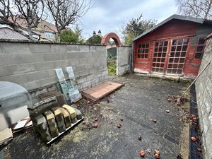 Photo 25- click for photo gallery